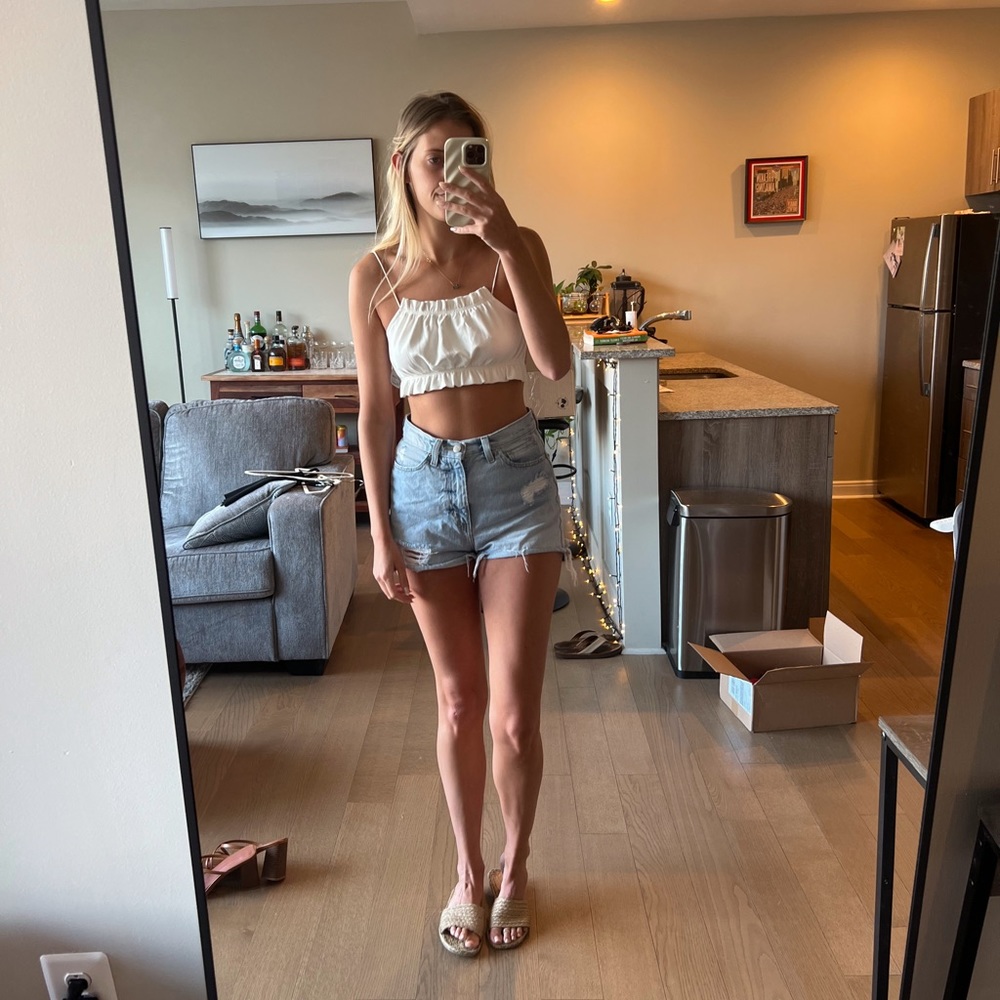 Adika White Crop Top
